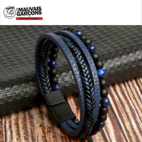 Bracelet homme élégant et vintage en cuir et d'un segment qui accentue parfaitement le style du bracelet .   Longueur : 21 cm Largeur : 2 cm Fermoir à crochet aimanté  Matière : Cuir ✔ Les frais de port sont offerts pour la France métropolitaine  ✔ Article expédié sous 24 heures, réception sous 2 à 3 jours