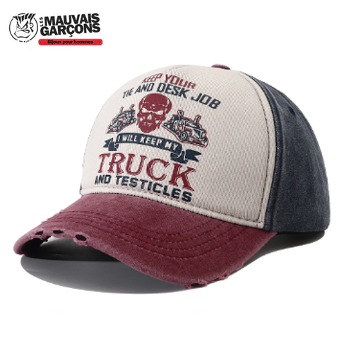 Casquette américaine Truck   Casquette de très bonne qualité pour les styles décontractés.  Cette casquette américaine saura séduire par son aspect vieux et usé.    Article: Casquette Snapback Genre: Unisexe Type de motif: Lettre Style: Vintage Matière: Coton Réglage: par boucle Taille de la casquette : 53-62 cm de circonférence  ✔ Les frais de port sont offerts pour la France métropolitaine  ✔ Article expédié sous 24 heures, réception sous 2 à 3 jours