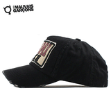 Casquette de baseball Vintage Miami, Portez cette casquette de Baseball au look vintage, un design décontracté et cool . Grand écusson brodé sur sa visière .